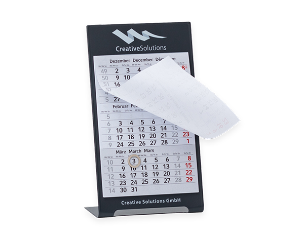 Gezeigt werden die fertigen Tischkalender Motiv von viaprinto. Sie werden online gedruckt und an Empfänger verschickt.